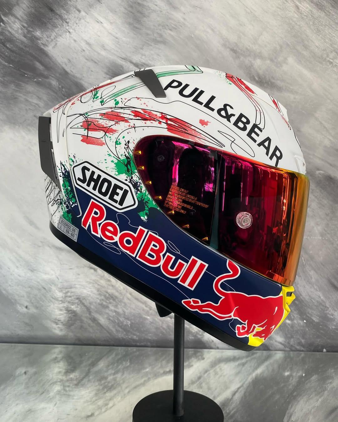 SHOEİ Redbull Kapalı Kask